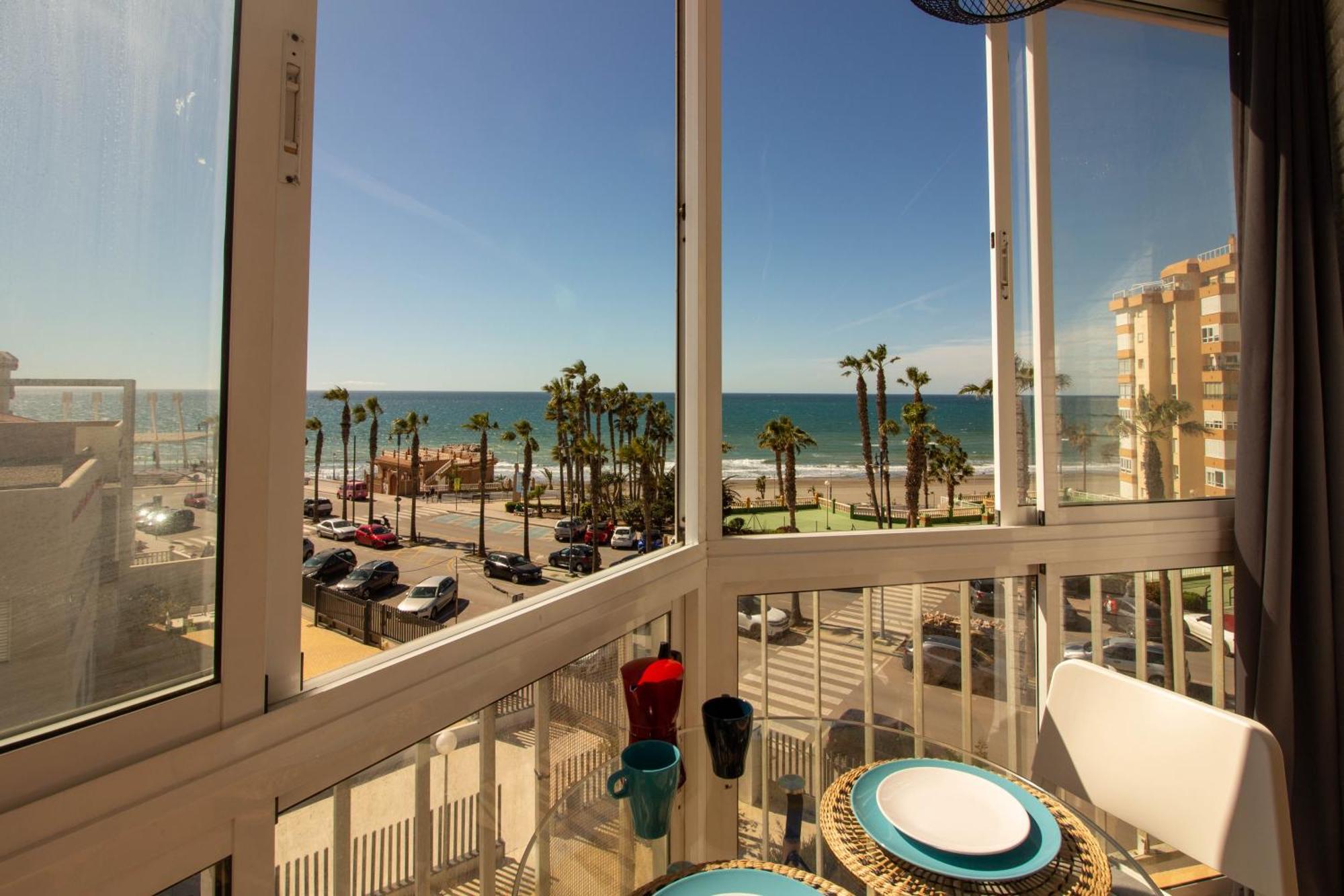 דירות Ruselo 308. Loft En Paseo Maritimo De Torrox Costa מראה חיצוני תמונה